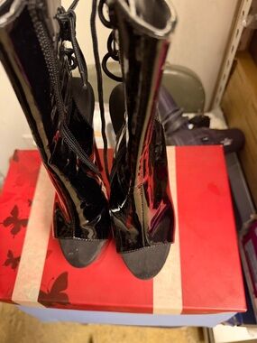 Pleaser Black Patent Lace-Up Peep Toe Heeled Boots